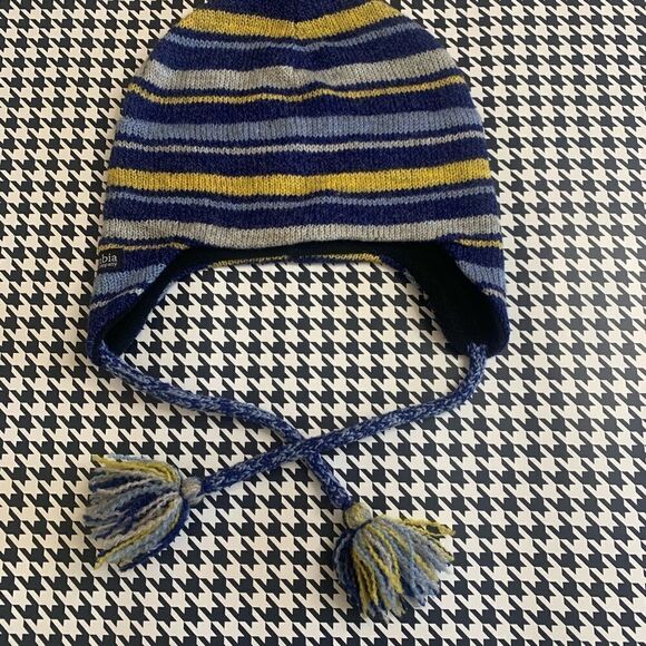 Columbia striped beanie EUC - Picture 1 of 5